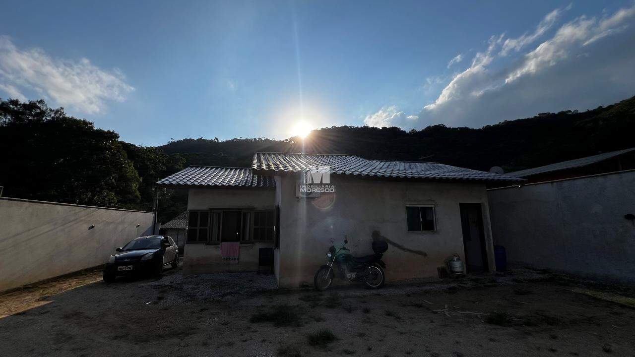 Casa à venda no bairro Lageado Baixo: 