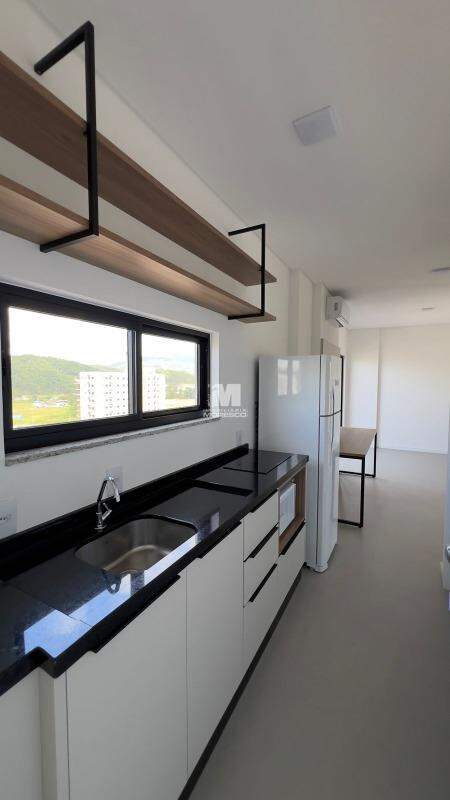 Flat à venda no bairro Santa Terezinha: 