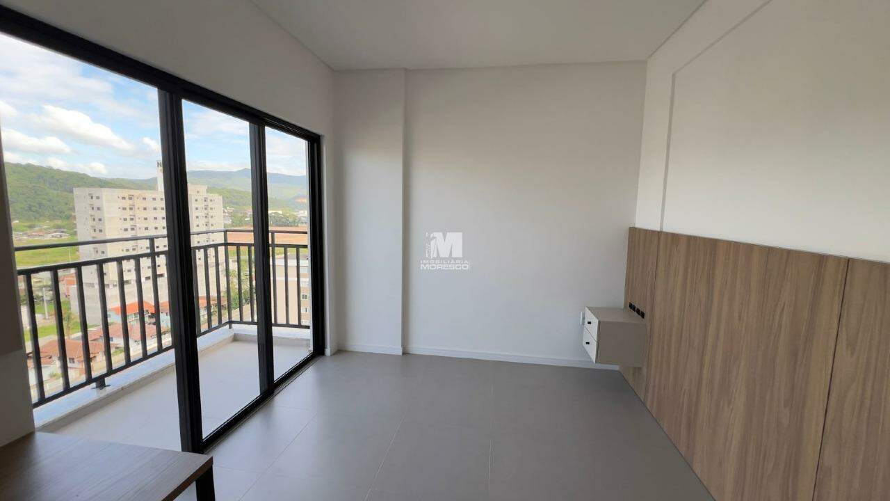 Flat à venda no bairro Santa Terezinha: 