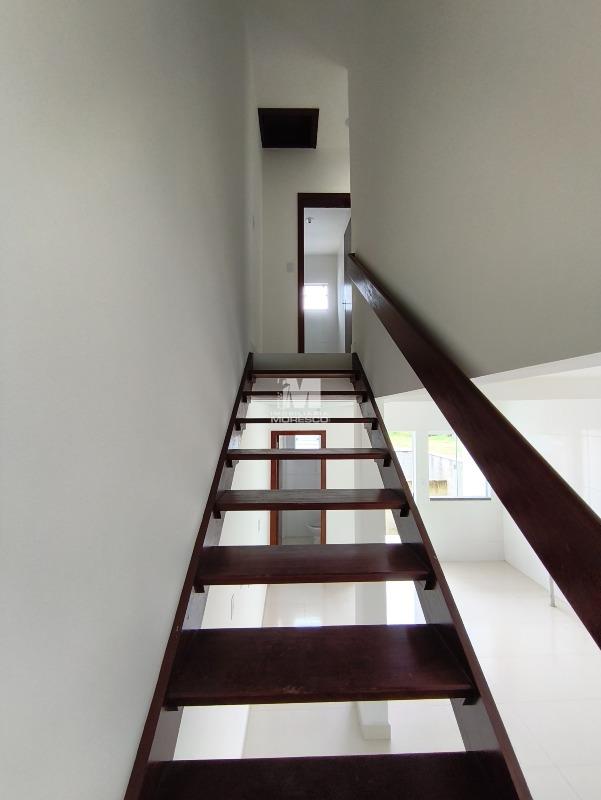 Casa para aluguel no bairro Poço Fundo: 