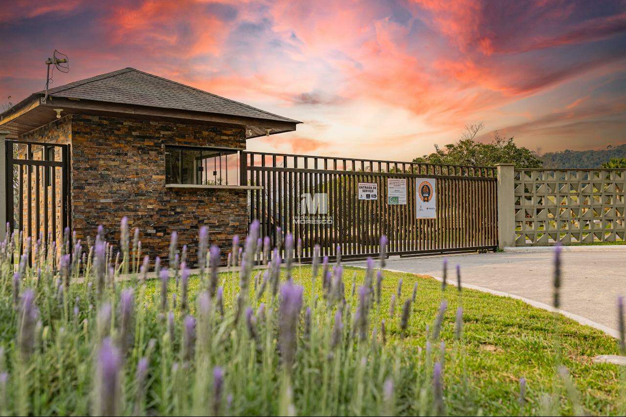 Sítio/Chácara à venda no bairro Campeche: 