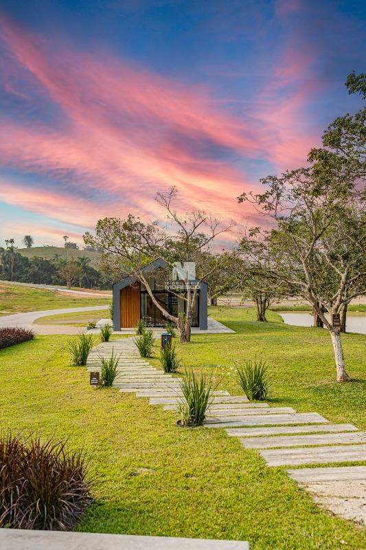 Sítio/Chácara à venda no bairro Campeche: 