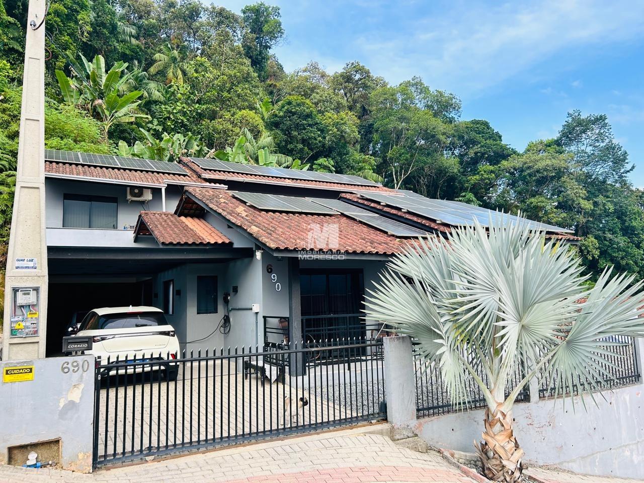 Casa à venda no bairro Centro: 