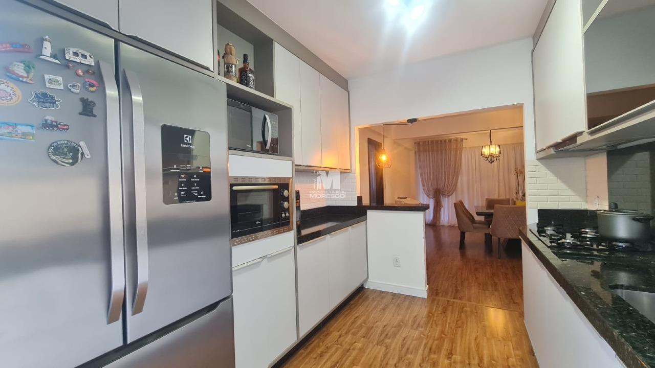 Casa à venda no bairro Centro: 