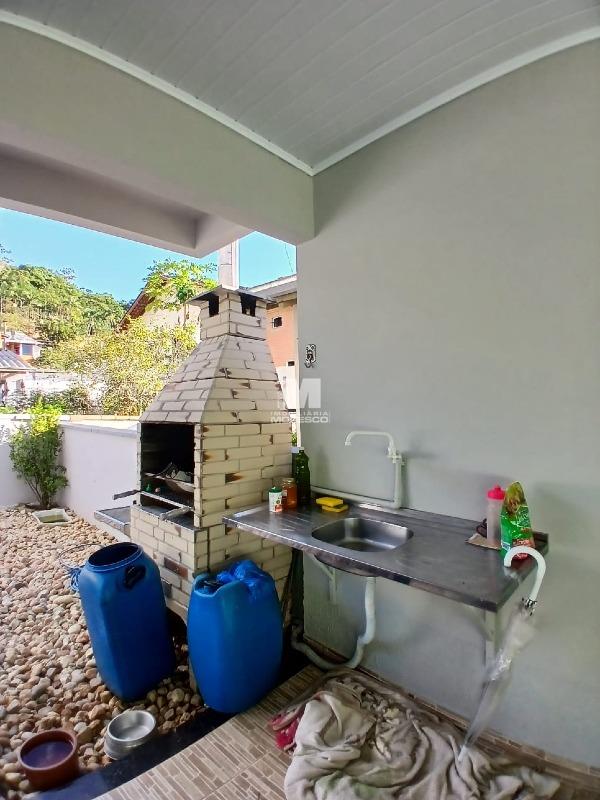 Casa para aluguel no bairro Nova Brasília: 