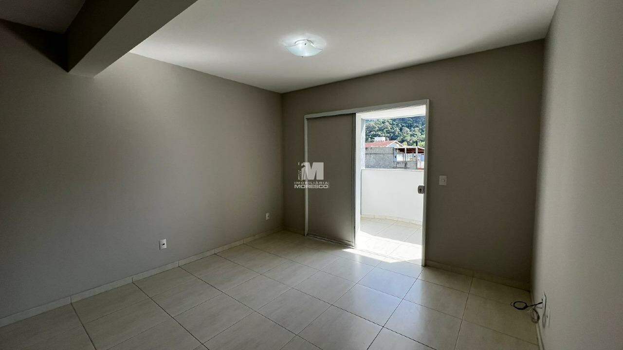 Apartamento para aluguel no bairro Guarani: 