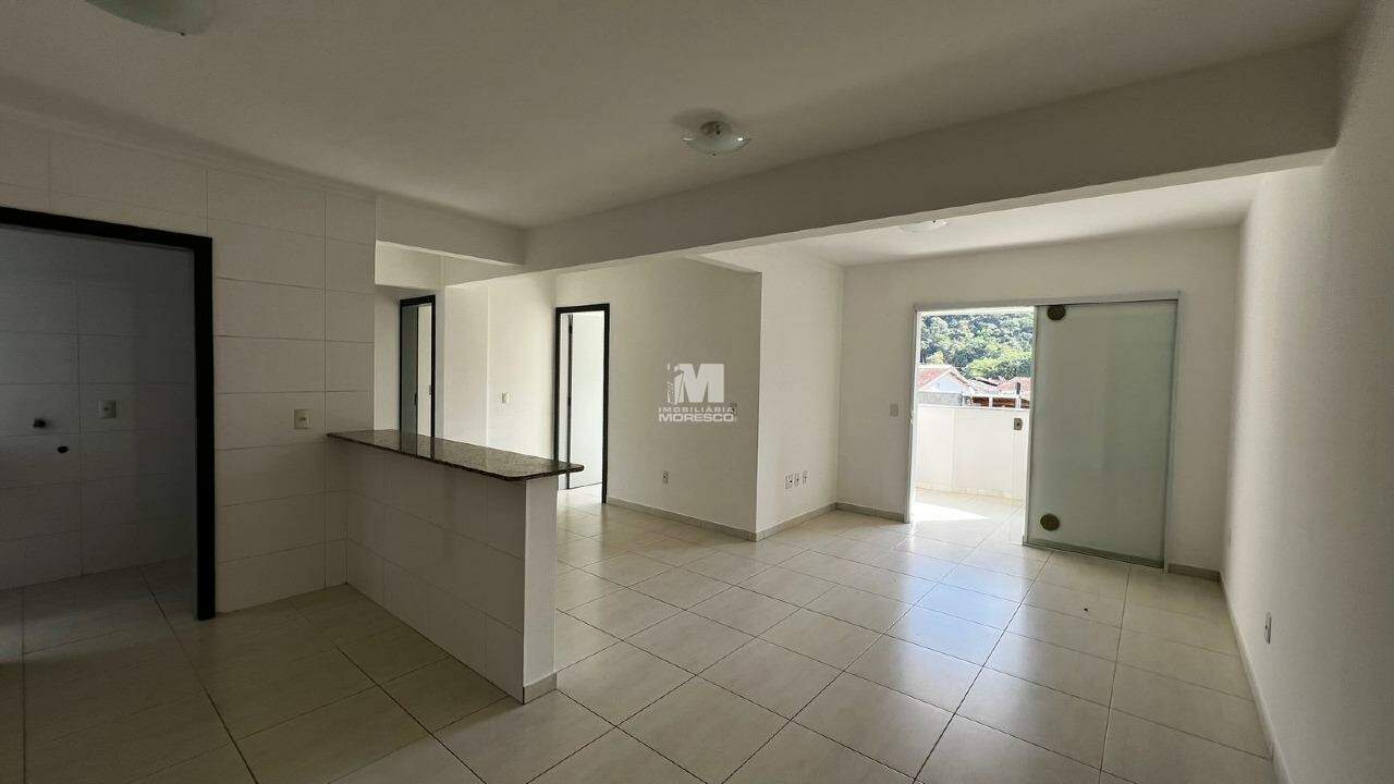 Apartamento para aluguel no bairro Guarani: 