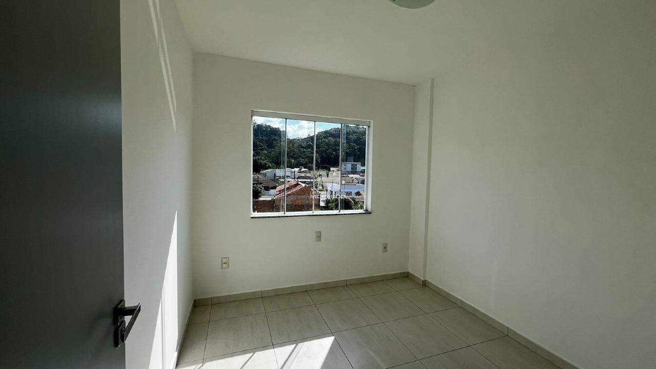 Apartamento para aluguel no bairro Guarani: 