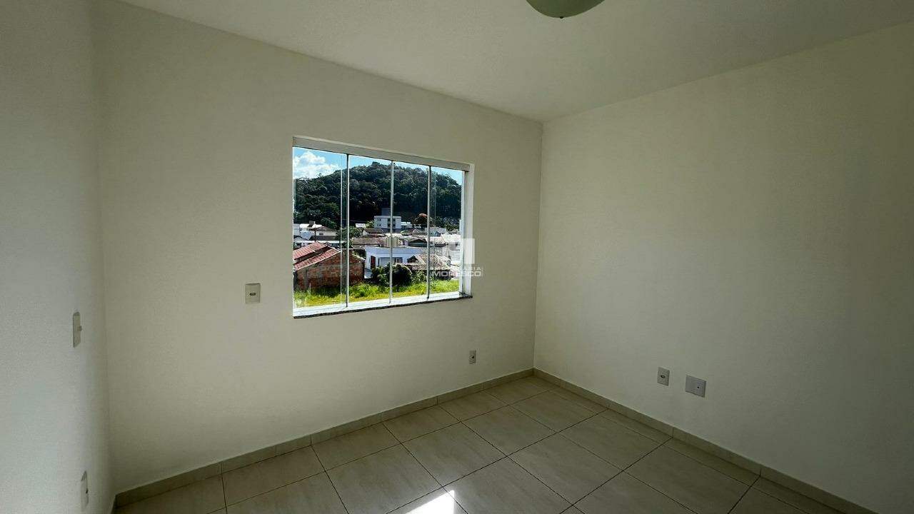 Apartamento para aluguel no bairro Guarani: 