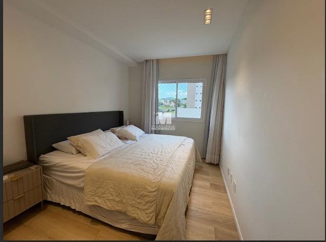 Apartamento à venda no bairro Souza Cruz: 