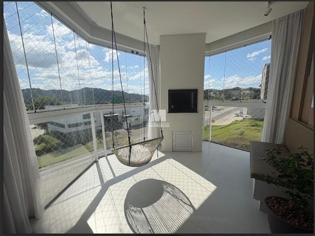 Apartamento à venda no bairro Souza Cruz: 
