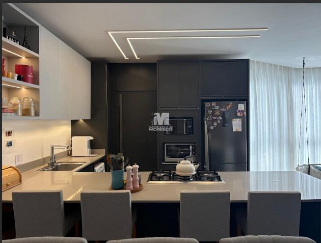 Apartamento à venda no bairro Souza Cruz: 