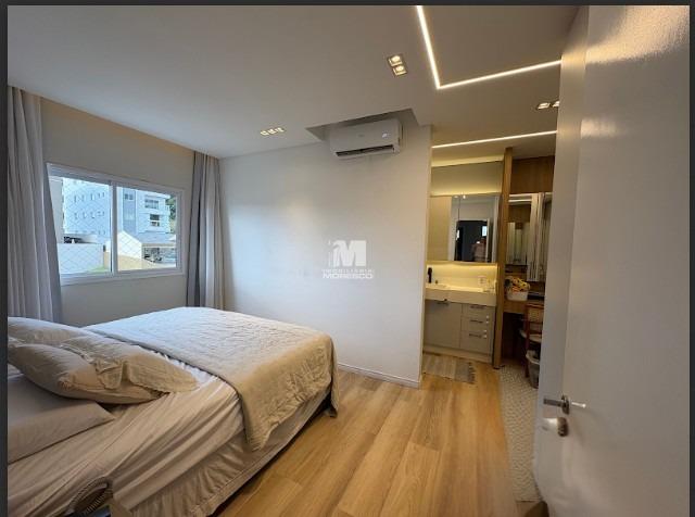 Apartamento à venda no bairro Souza Cruz: 