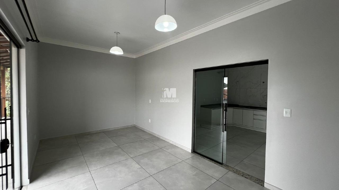 Casa para aluguel no bairro Dom Joaquim: 