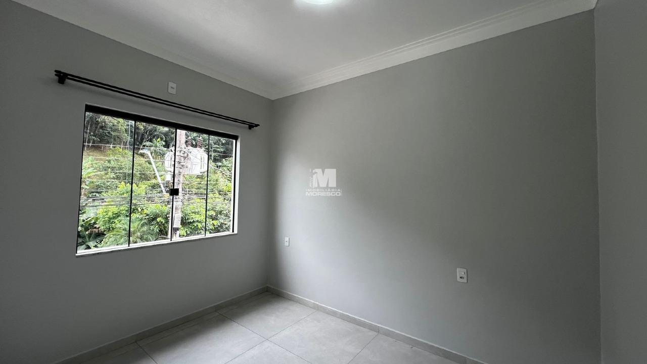 Casa para aluguel no bairro Dom Joaquim: 