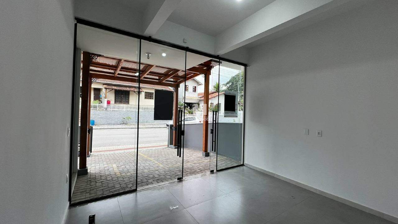 Casa para aluguel no bairro Dom Joaquim: 