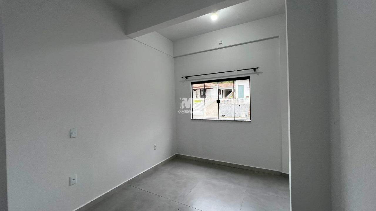 Casa para aluguel no bairro Dom Joaquim: 