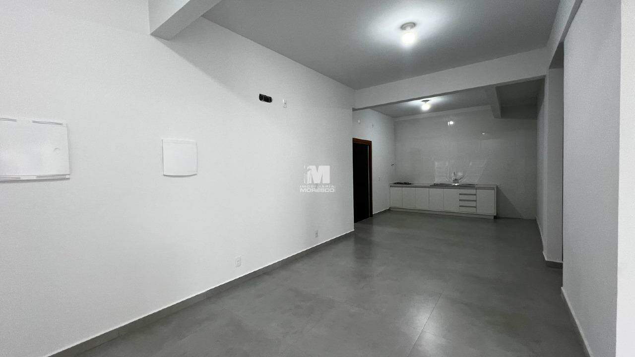 Casa para aluguel no bairro Dom Joaquim: 