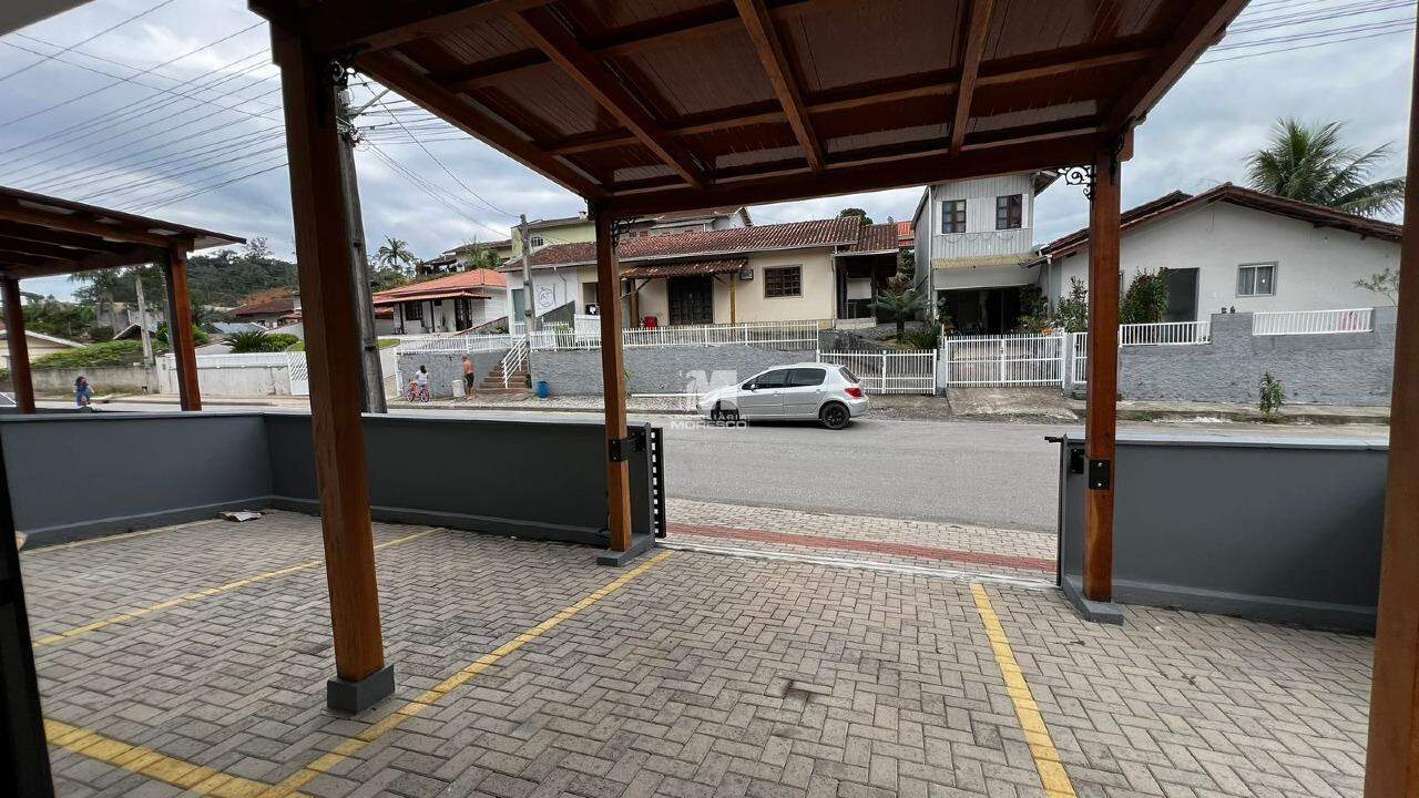Casa para aluguel no bairro Dom Joaquim: 
