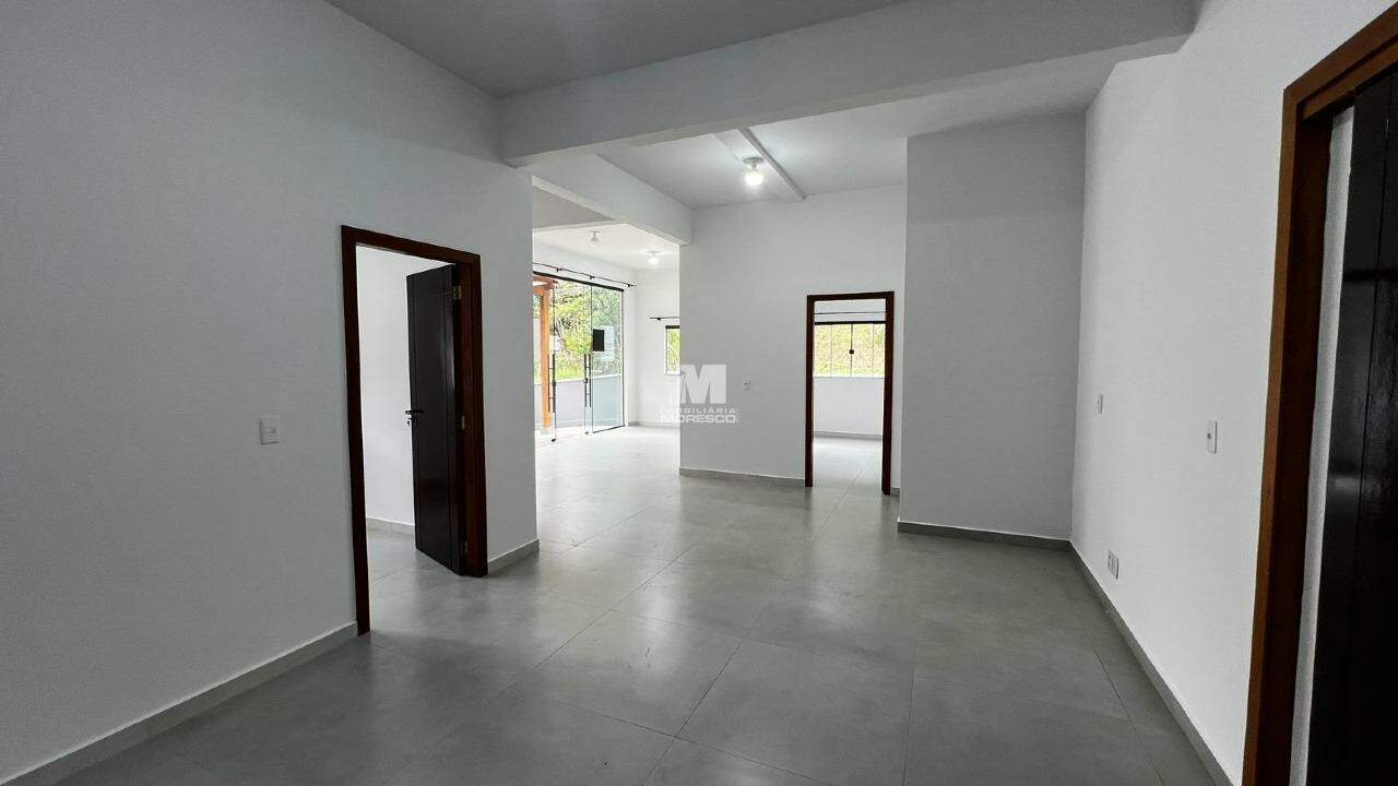 Casa para aluguel no bairro Dom Joaquim: 