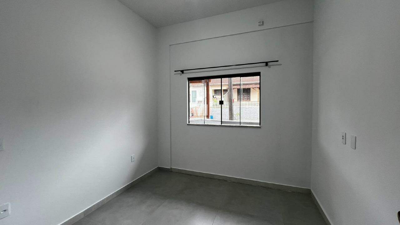 Casa para aluguel no bairro Dom Joaquim: 