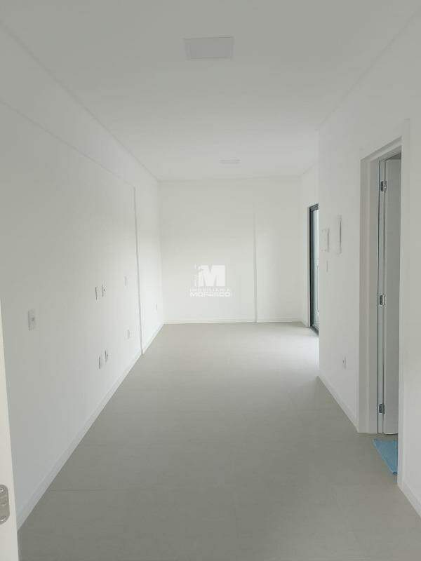 Flat para aluguel no bairro Santa Terezinha: 