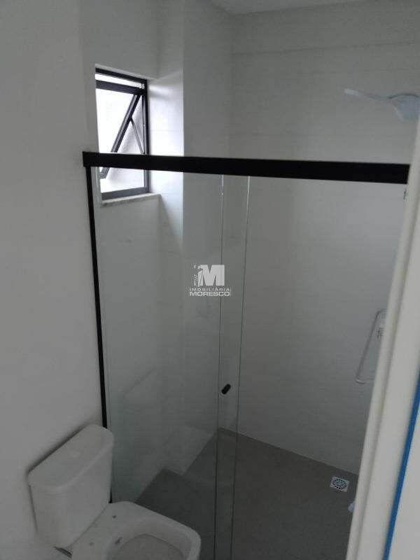 Flat para aluguel no bairro Santa Terezinha: 