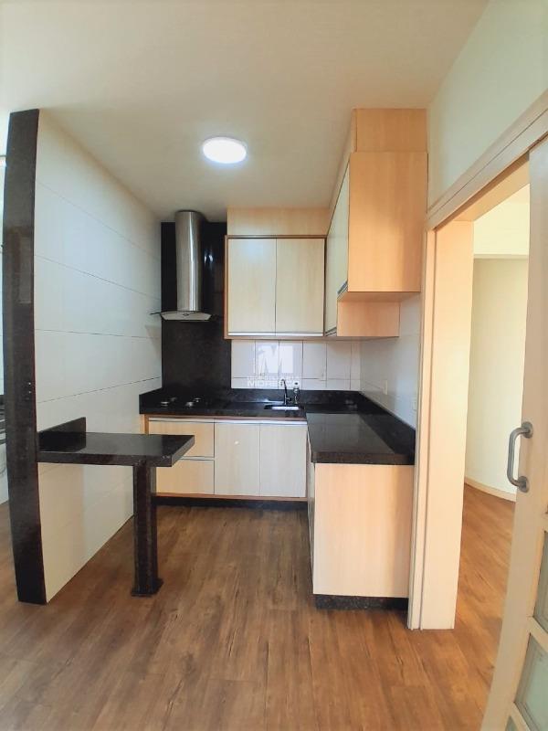 Apartamento à venda no bairro Santa Terezinha: 
