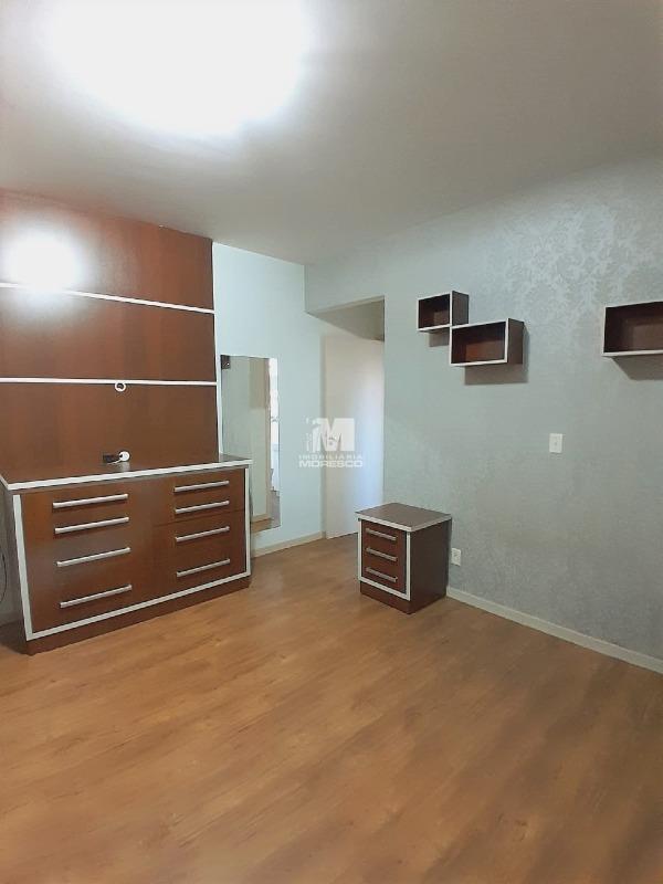 Apartamento à venda no bairro Santa Terezinha: 