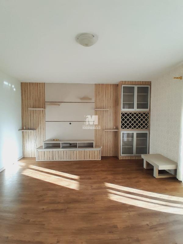 Apartamento à venda no bairro Santa Terezinha: 