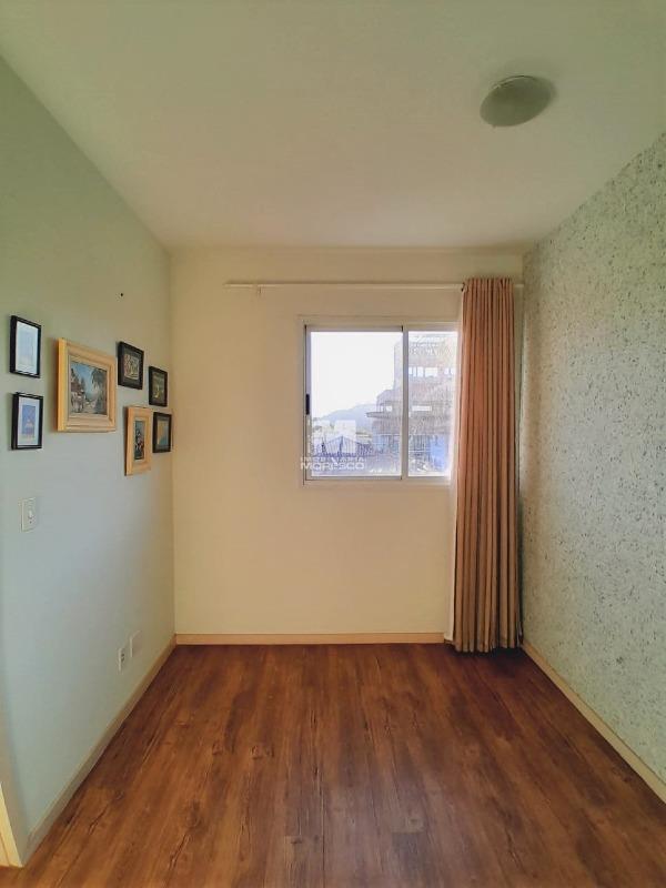 Apartamento à venda no bairro Santa Terezinha: 