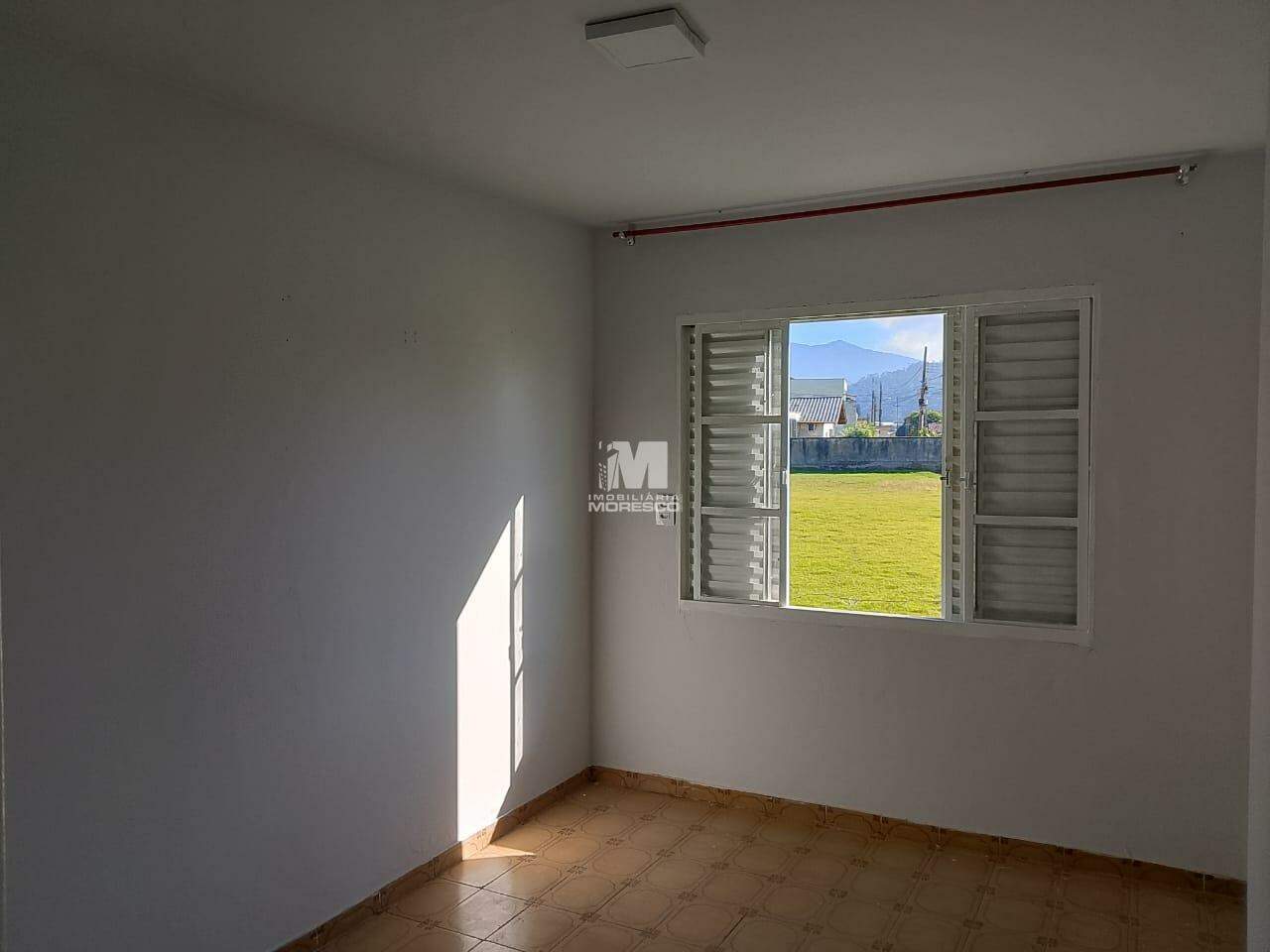 Apartamento para aluguel no bairro Santa Terezinha: 