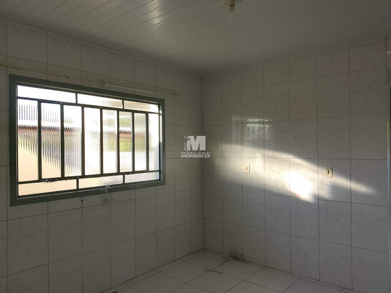 Casa para aluguel no bairro Limeira Baixa: 