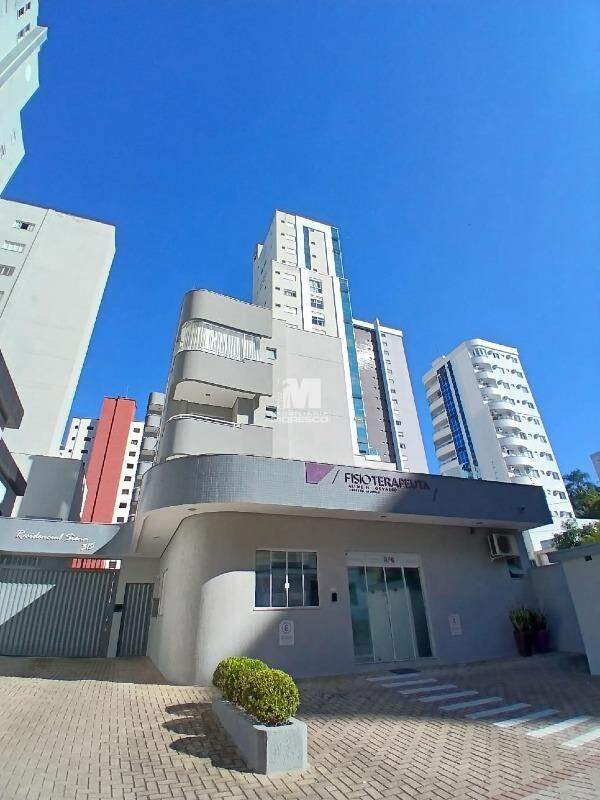 Apartamento para aluguel no bairro Centro: 