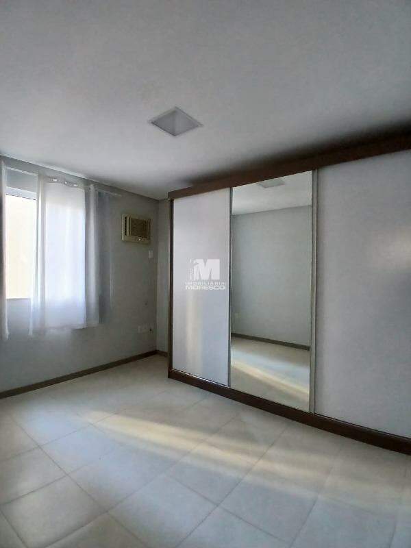 Apartamento para aluguel no bairro Centro: 