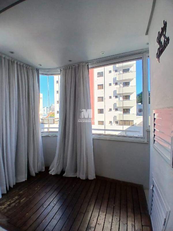Apartamento para aluguel no bairro Centro: 
