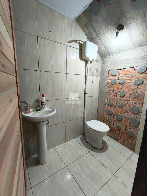 Casa à venda no bairro Dom Joaquim: 