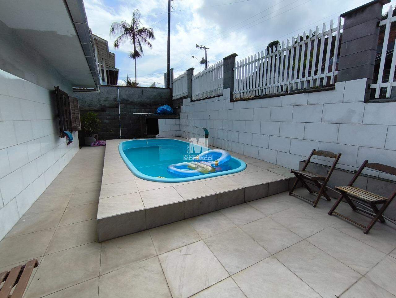 Casa à venda no bairro Dom Joaquim: 