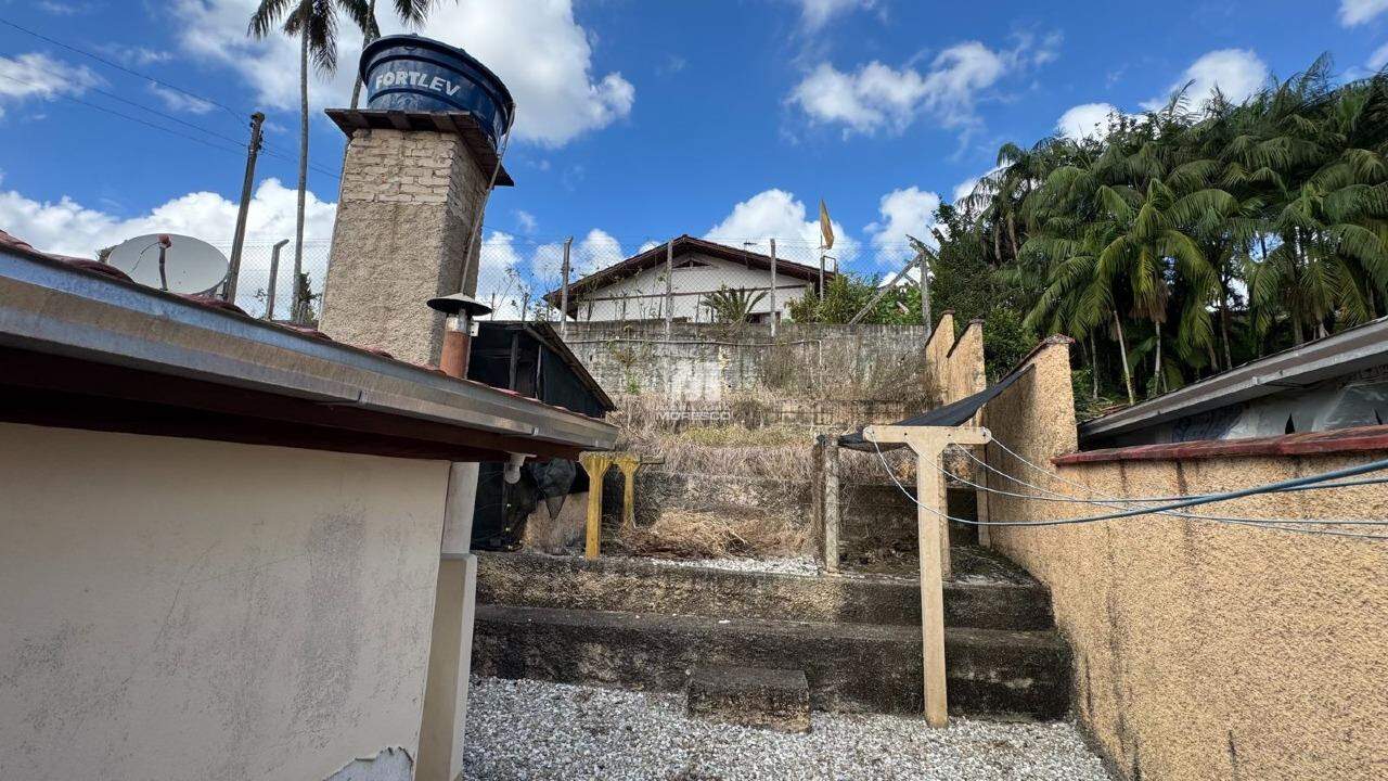 Casa à venda no bairro Planalto: 