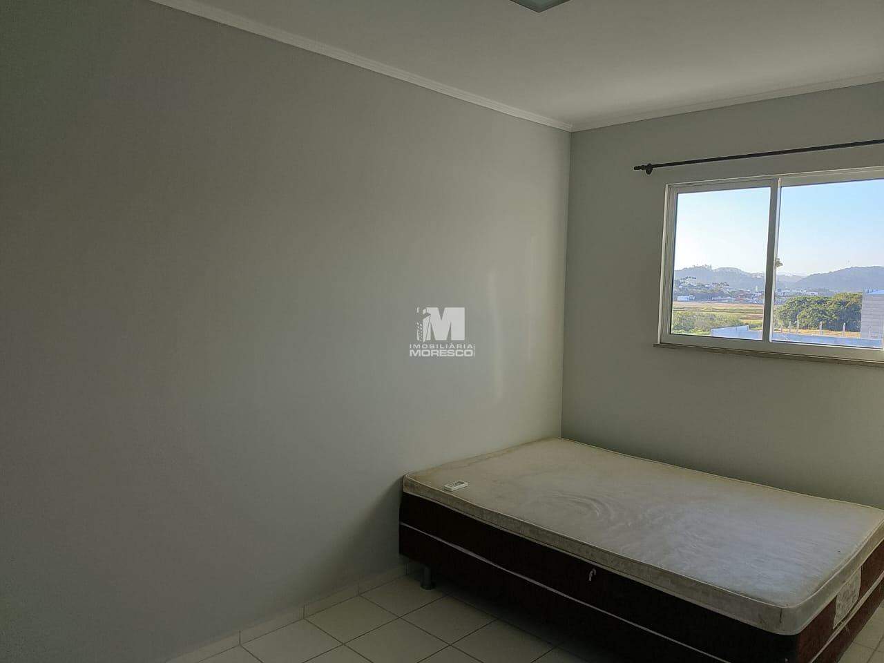 Apartamento para aluguel no bairro Limeira Baixa: 