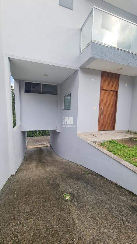 Casa à venda no bairro Limeira Baixa: 