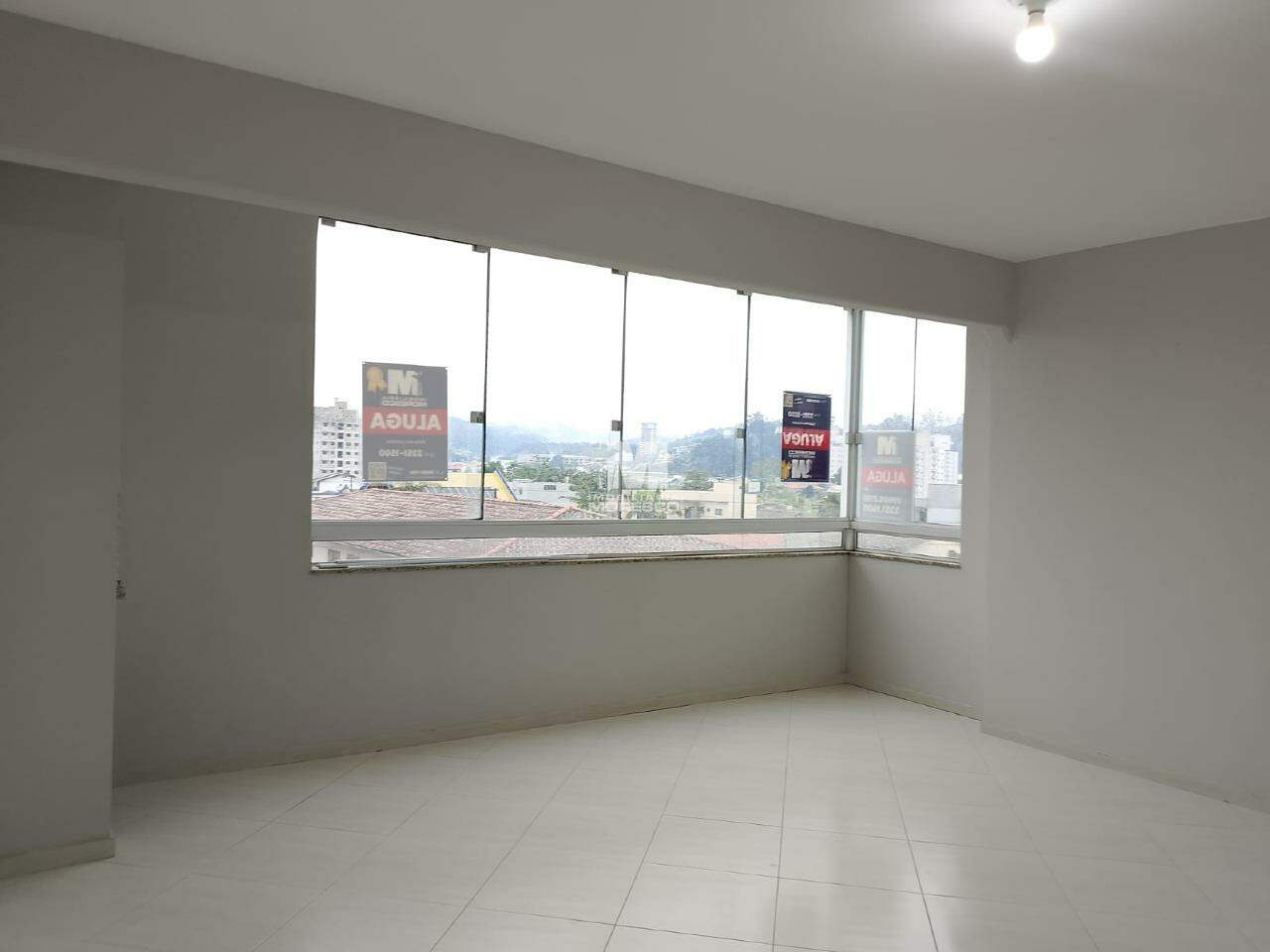 Apartamento para aluguel no bairro Steffen: 