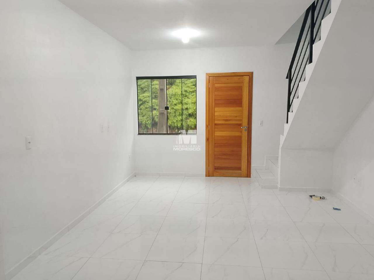 Casa para aluguel no bairro Zantão: 