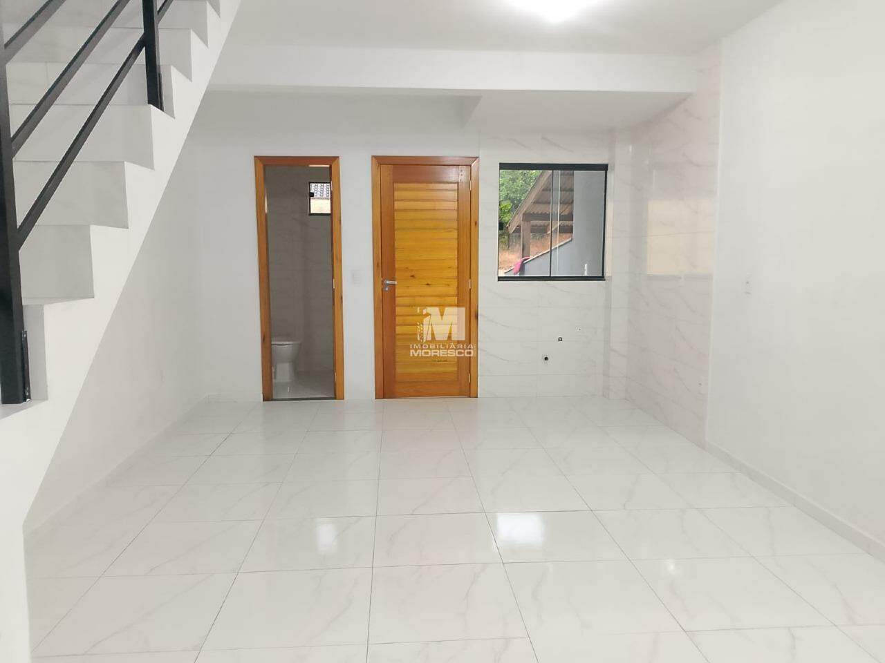 Casa para aluguel no bairro Zantão: 