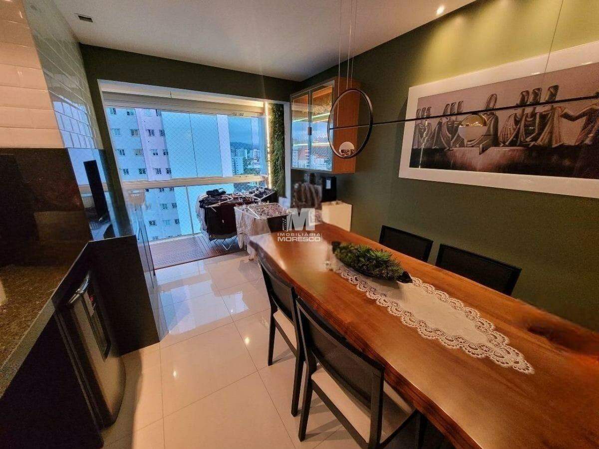 Apartamento à venda no bairro Centro I: 