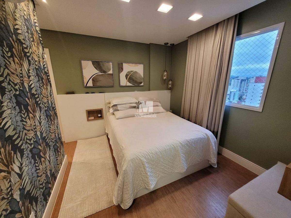 Apartamento à venda no bairro Centro I: 