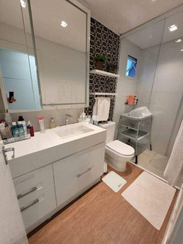 Apartamento à venda no bairro Centro I: 