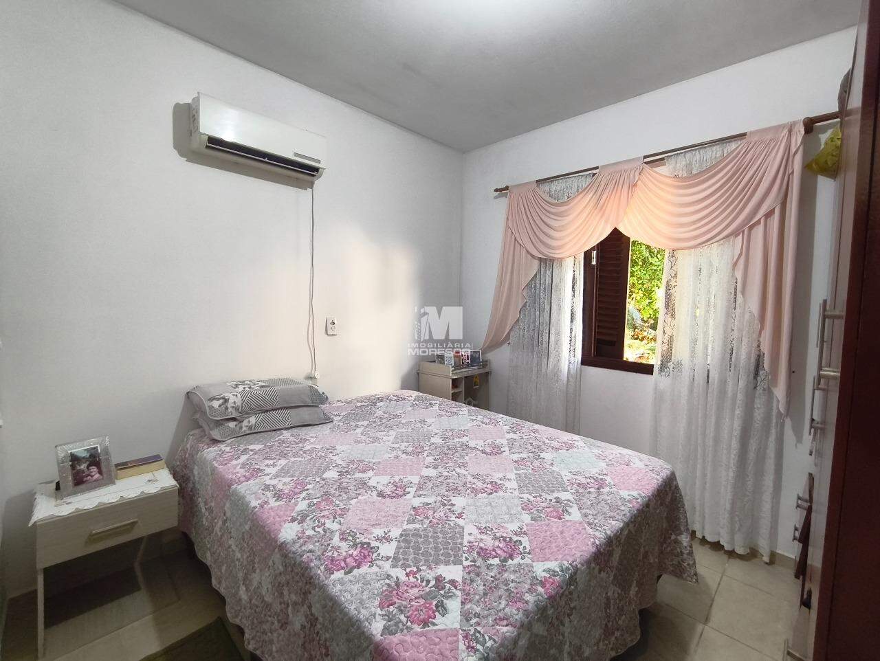 Casa à venda no bairro Guabiruba Sul: 