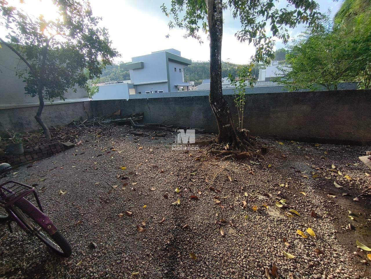 Casa à venda no bairro Guabiruba Sul: 