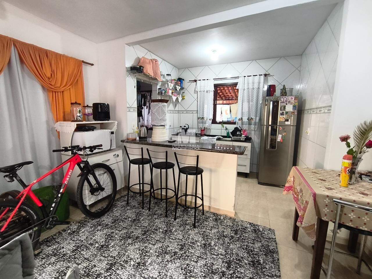 Casa à venda no bairro Guabiruba Sul: 